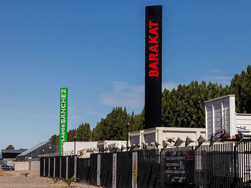 Barakat - Equipamiento Pesado